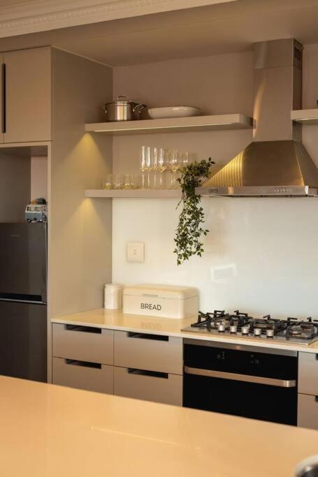 Hermanus Waterfront, Ocean Deluxe - Apartment 2 Dış mekan fotoğraf