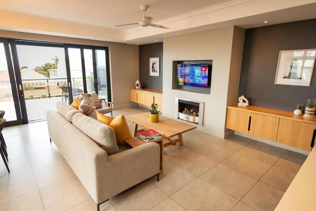 Hermanus Waterfront, Ocean Deluxe - Apartment 2 Dış mekan fotoğraf